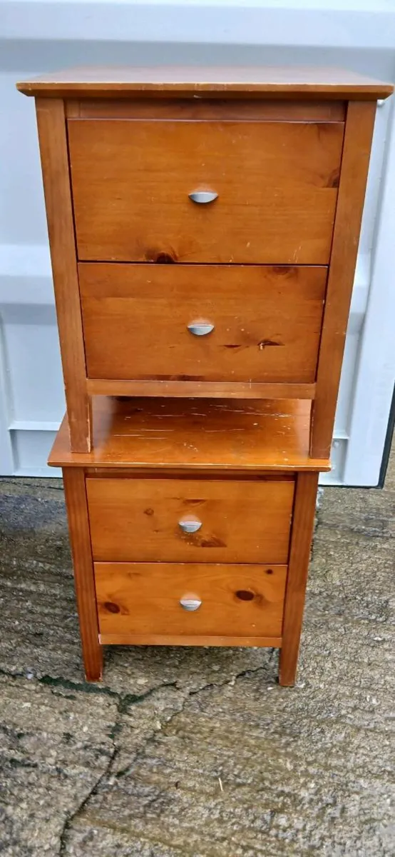Two matching bed side lockers - Image 2