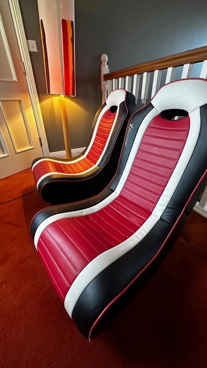 Foosball Table & Gaming Chairs - Image 3