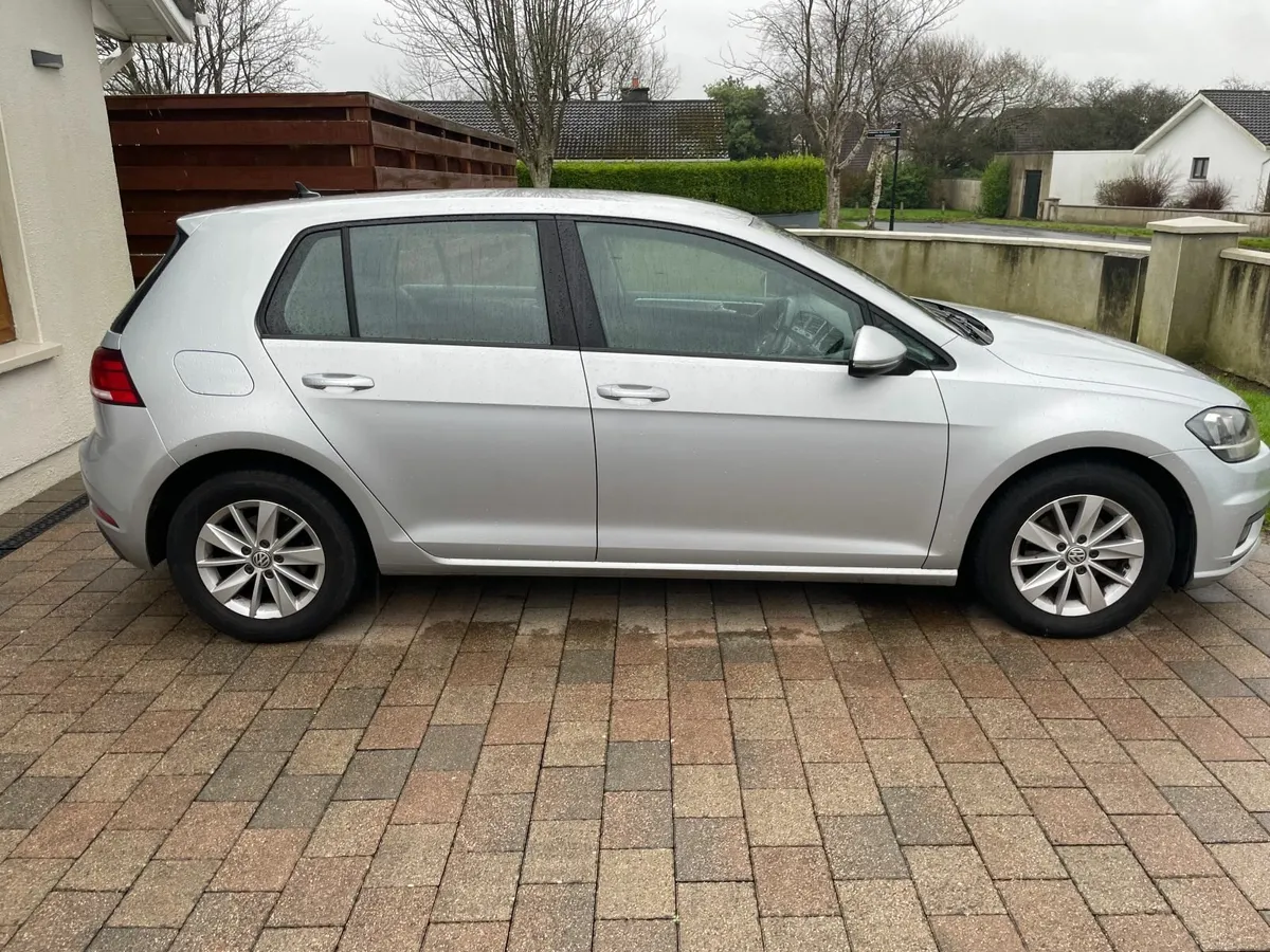 Volkswagen Golf 2018 - Image 2