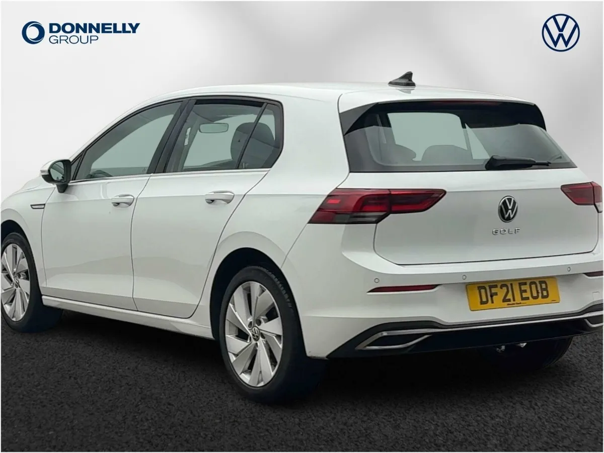 Volkswagen Golf Hatchback Style - Image 3