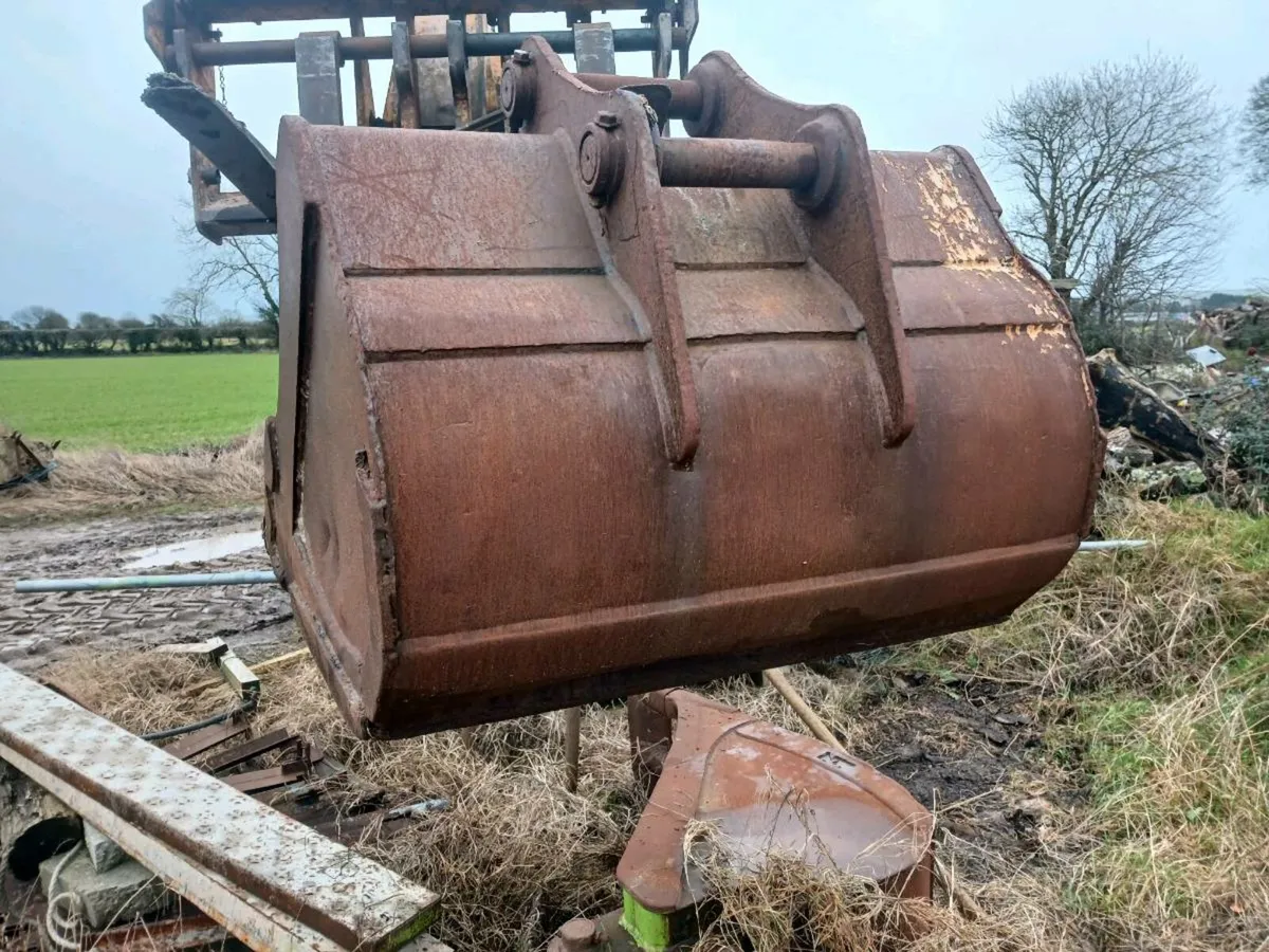 4ft Digging Bucket - Image 3