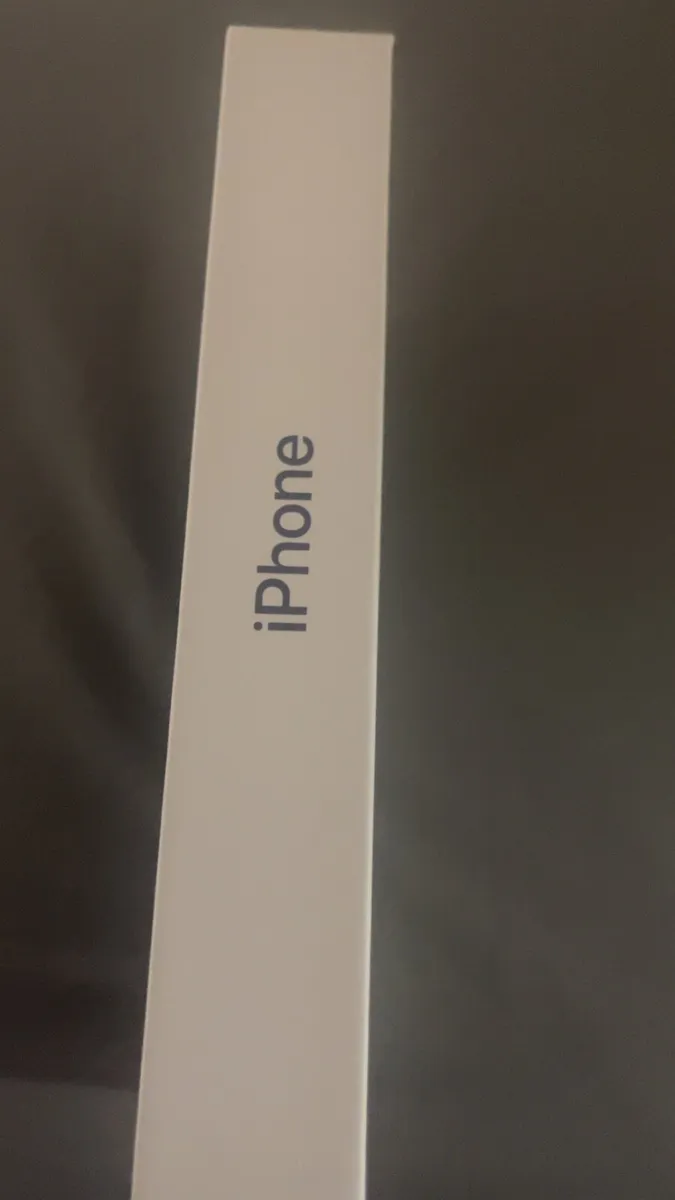 iPhone 17 pro max - Image 2