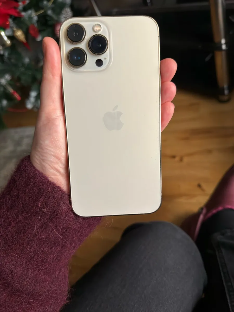 Gold iPhone 13 Pro Max 128gb- unlocked - Image 2