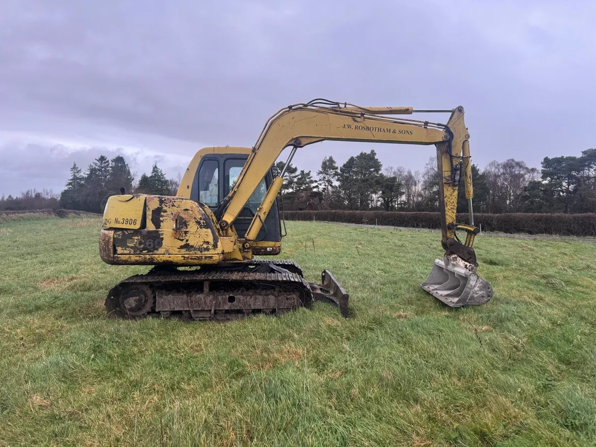 Komatsu pc 60 €12,950 with 7 buckets - Image 3
