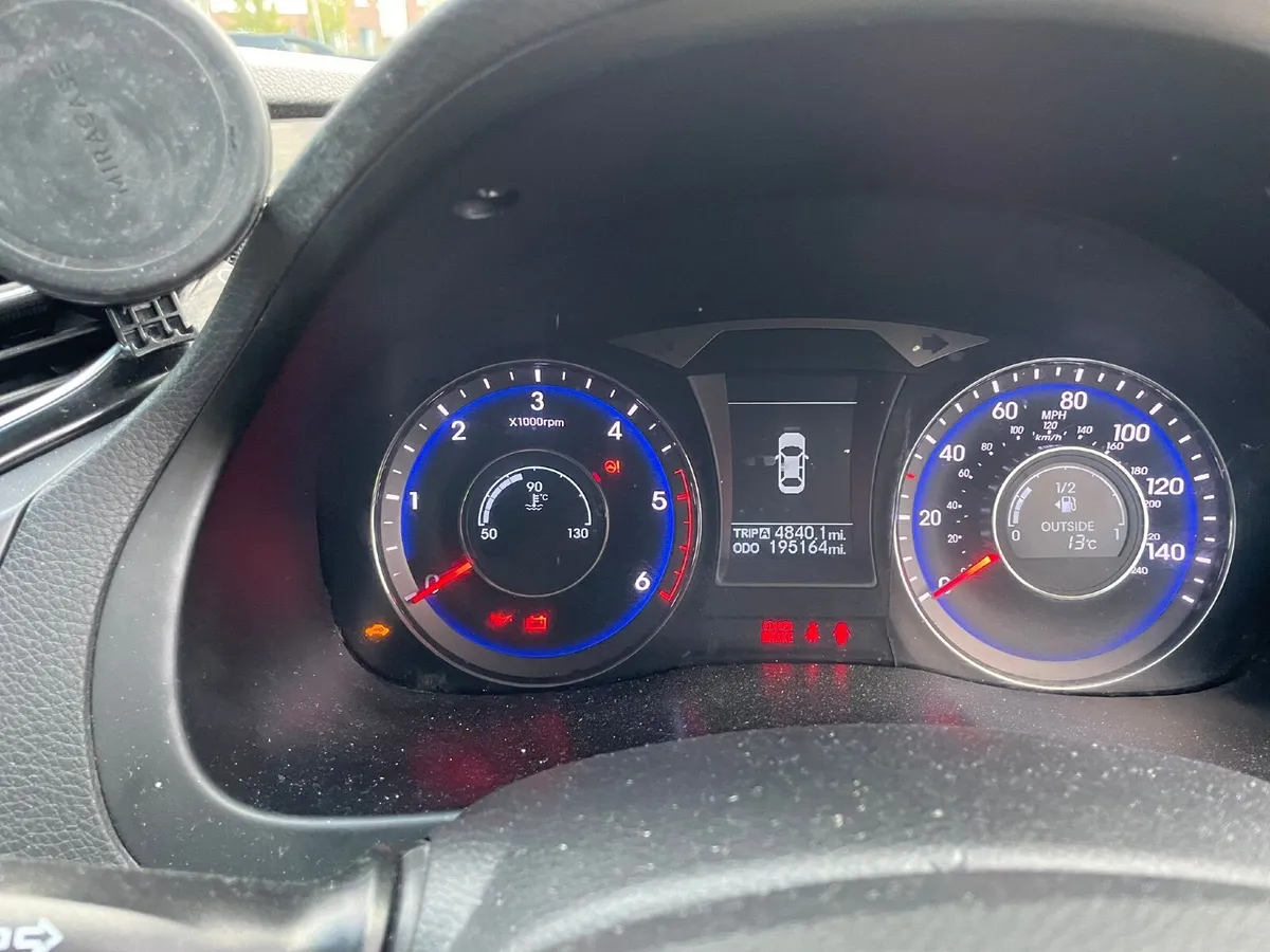 Hyundai I 40 - Image 2