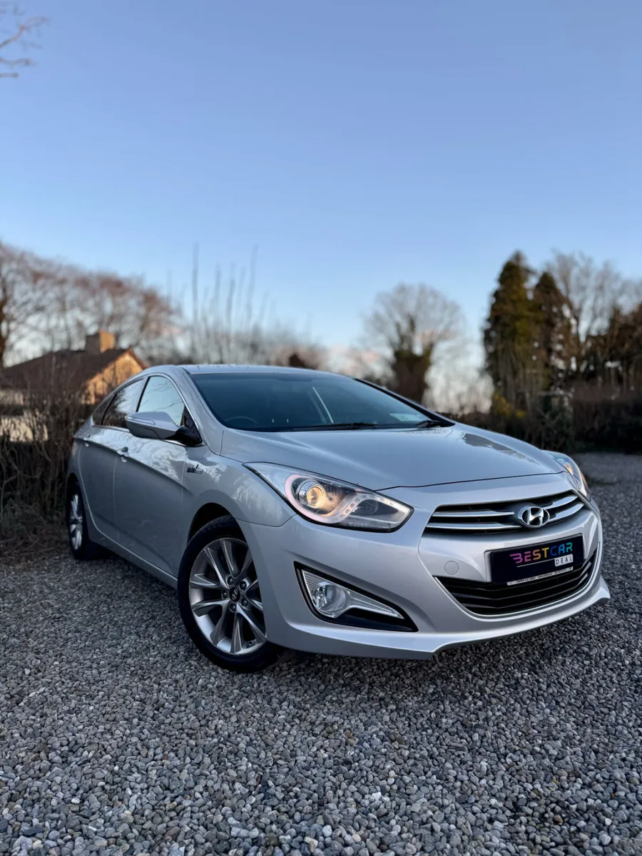 2015 Hyundai i40 Executive 1.7 Diesel - Image 1
