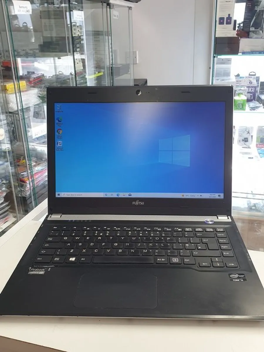 Fujitsu Lifebook UH572 13.3" core i5-3337U 8GB RAM 256GB SSD, Windows 10 - Image 3