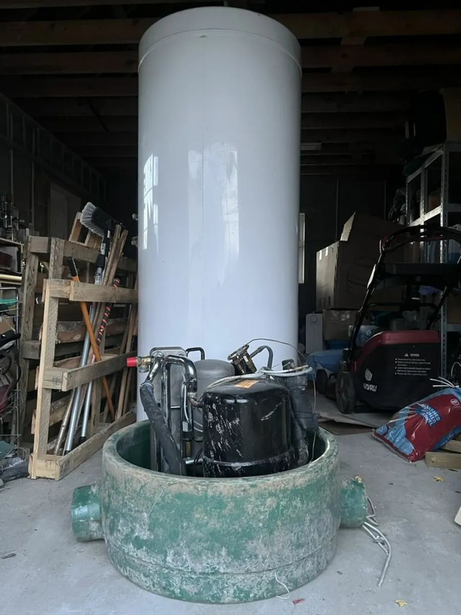 Neura Geotherm Heat Pump, Inverter & DHW Cylinder - Image 1