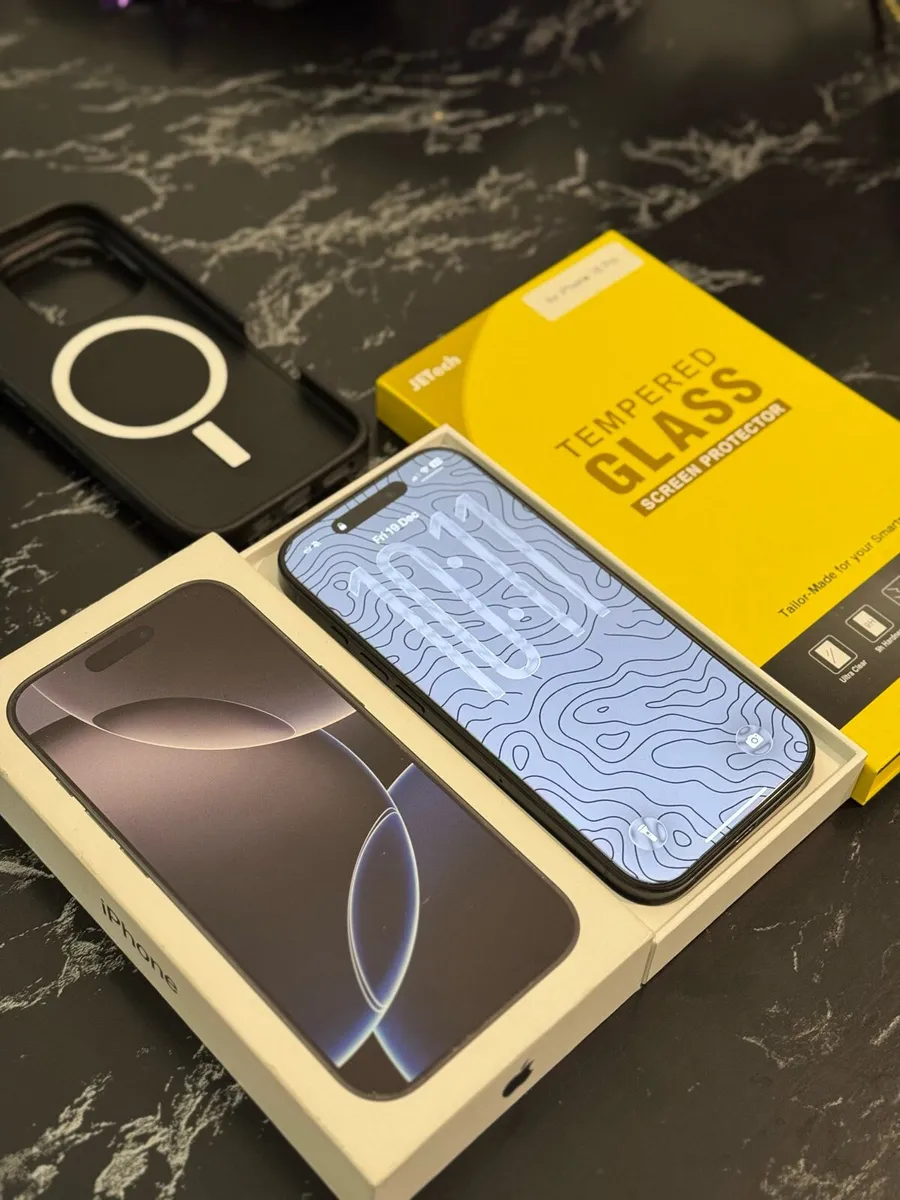 iPhone 16 Pro - Image 2