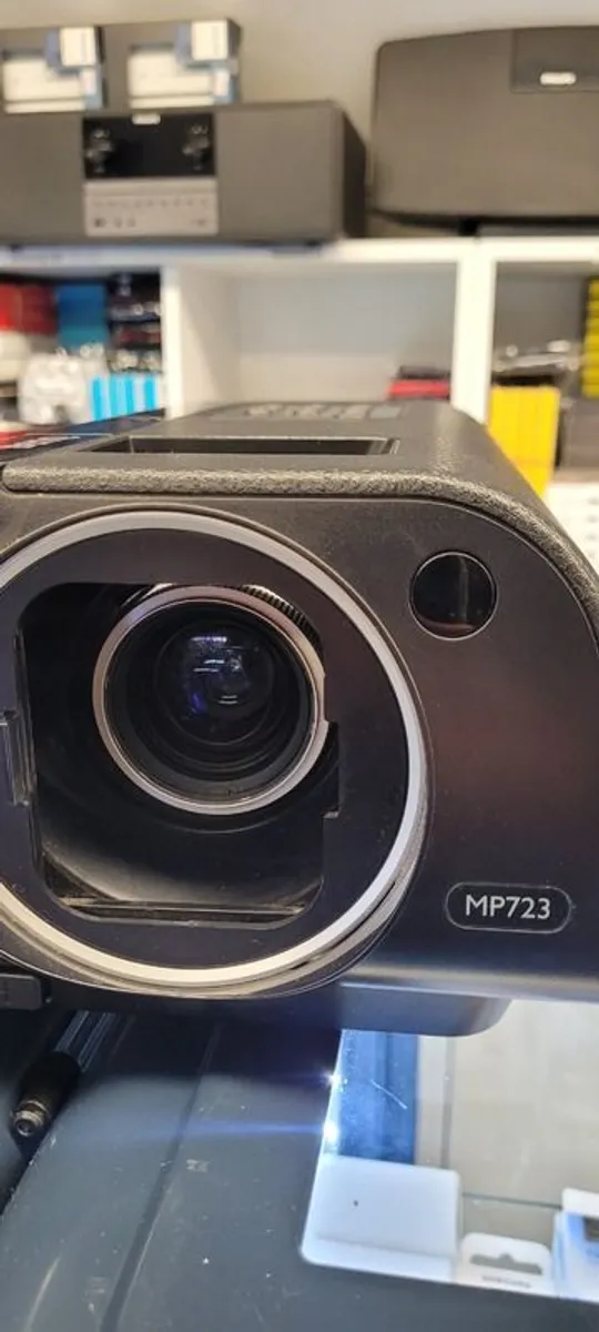 BenQ MP723 DLP Projector XGA Conference 3300 ANSI (Lamp Hours: 1305) - Image 4