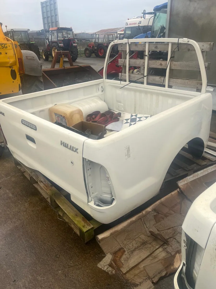 Toyota Hilux REAR TUB - Image 4