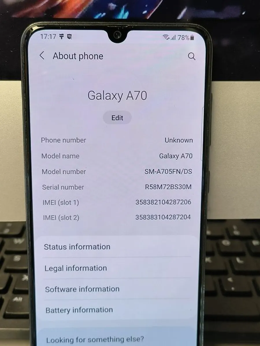 Samsung Galaxy A70 (Dual SIM) 128GB / 6GB RAM (Unlocked) Smartphone/ Used - Image 4