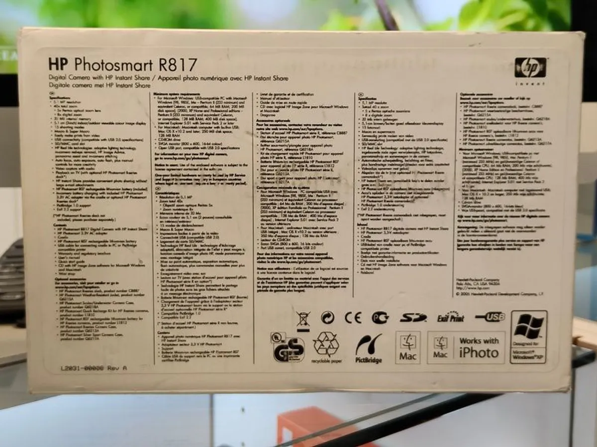 HP Photosmart R817 Gray Compact 5x Optical Zoom 5.1MP Digital Camera (Used) - Image 4