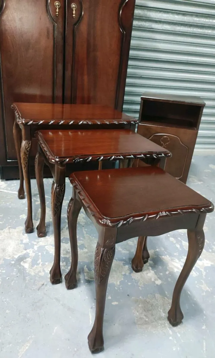 Solid Mahogany bedroom set / delivery - Image 2