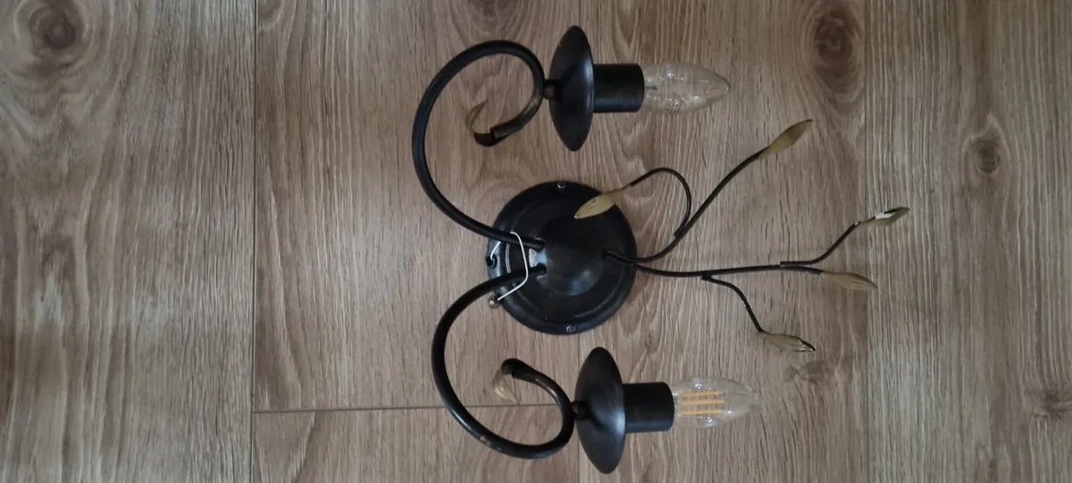 Wall lights - Image 1