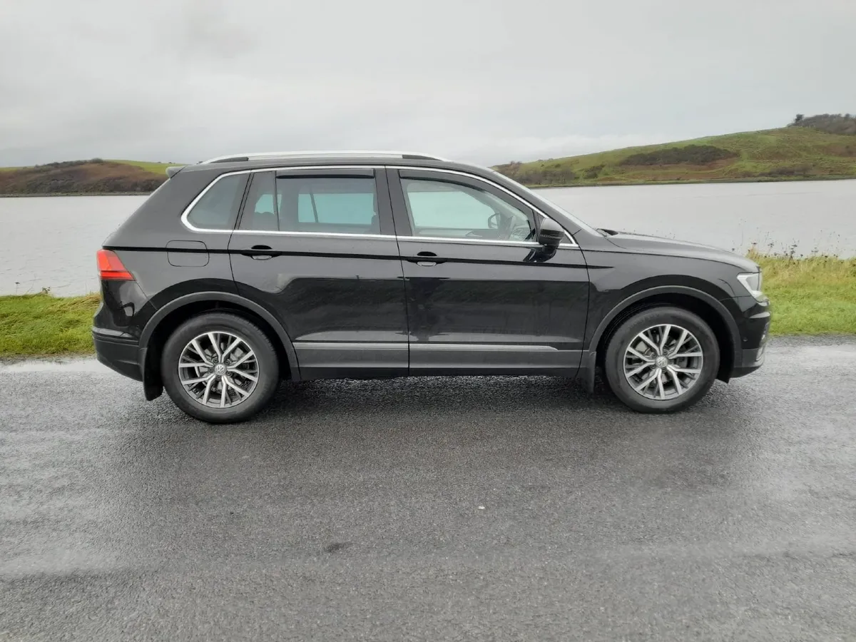 Volkswagen Tiguan 2021 - Image 1