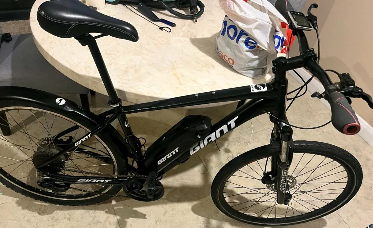 ADULTS GIANT ATX ELECTRIC BIKE 20" FRAME HYDRAULIC - Image 4