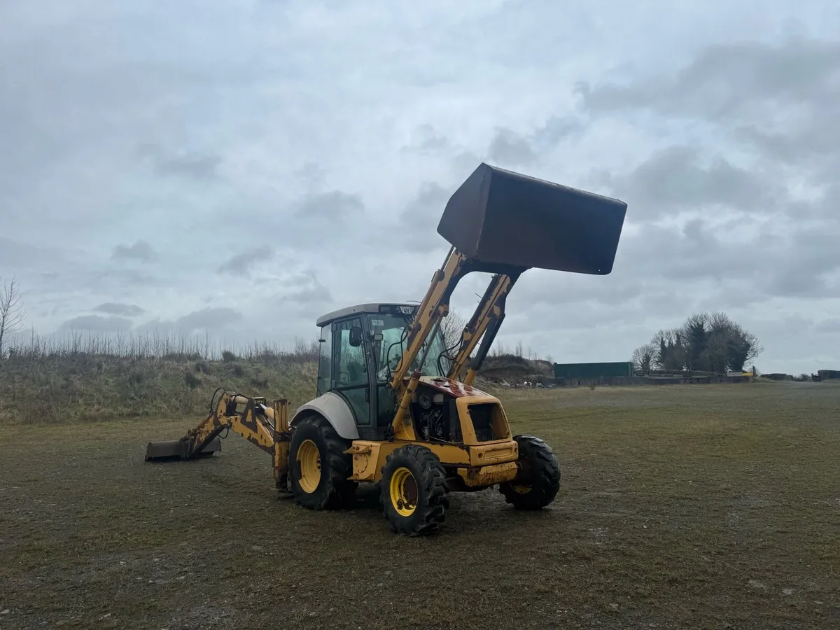 New Holland backhoe 13,750 - Image 2