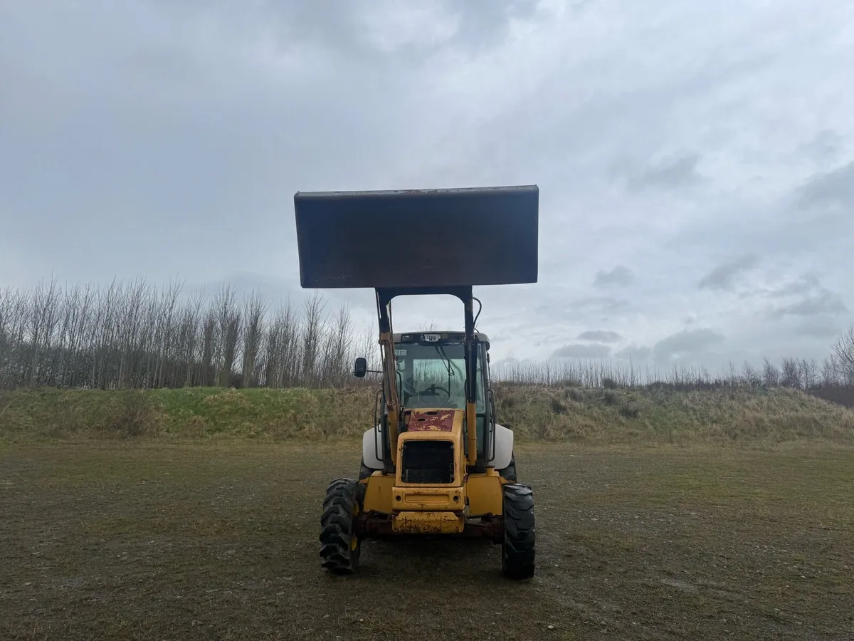 New Holland backhoe 13,750 - Image 3