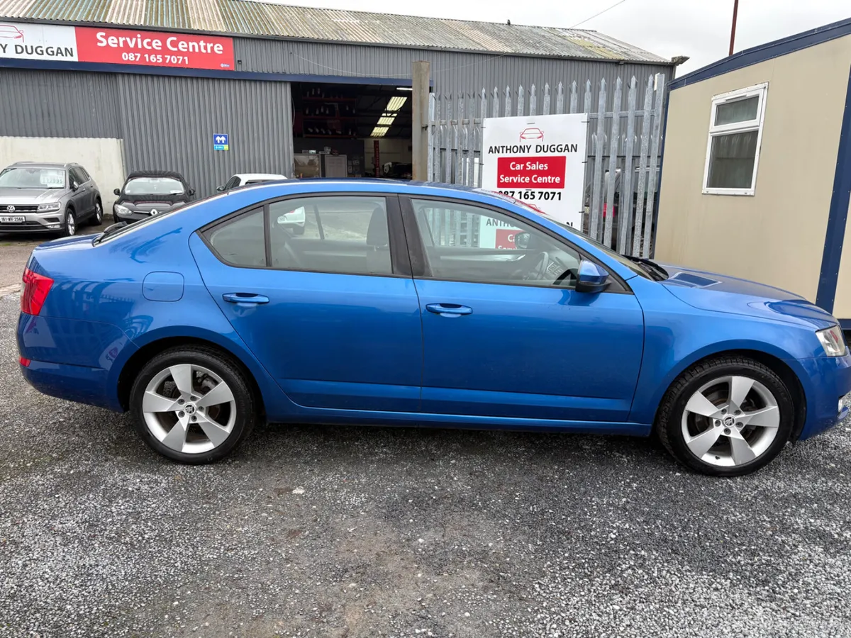162 Skoda Octavia tdi LOW KMS - Image 2