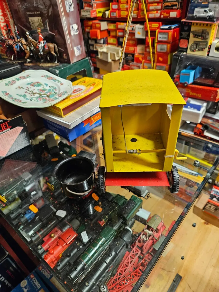 Corgi Sutcliffe Pressed Steel Crane - Image 4