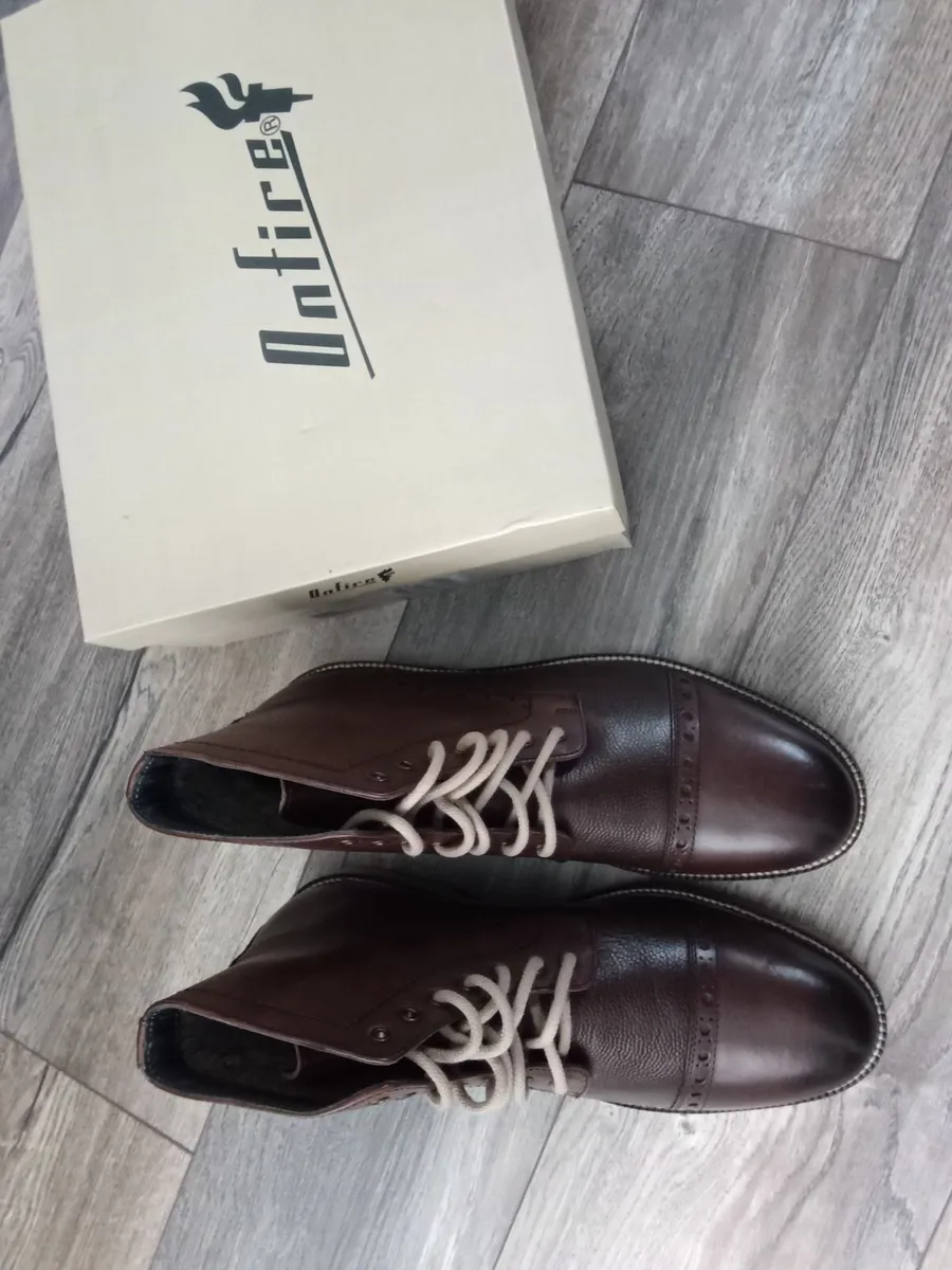 Onfire Brand Mens Leather Textured Boots. - Image 3