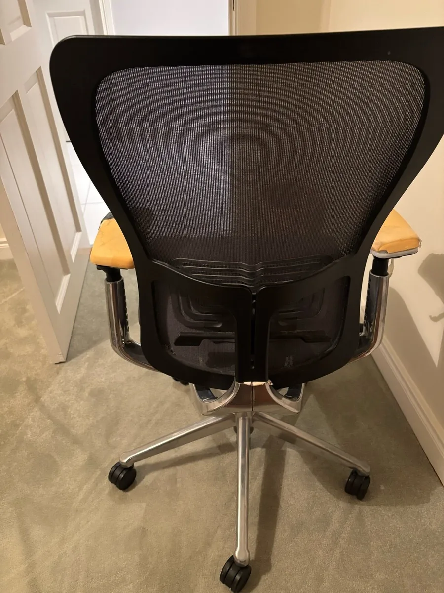 Office Chair - Image 2