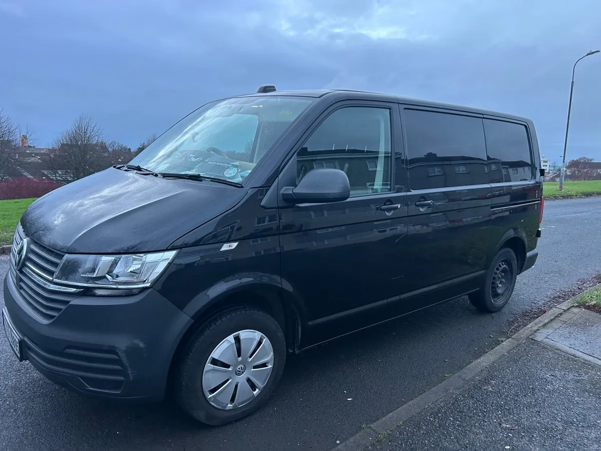 Volkswagen Transporter 2022 - Image 4