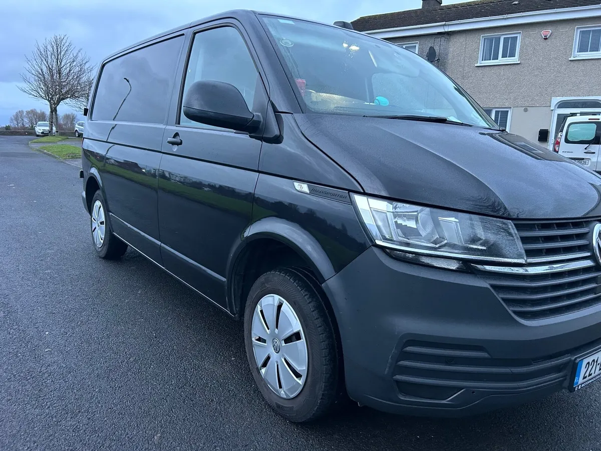 Volkswagen Transporter 2022 - Image 1