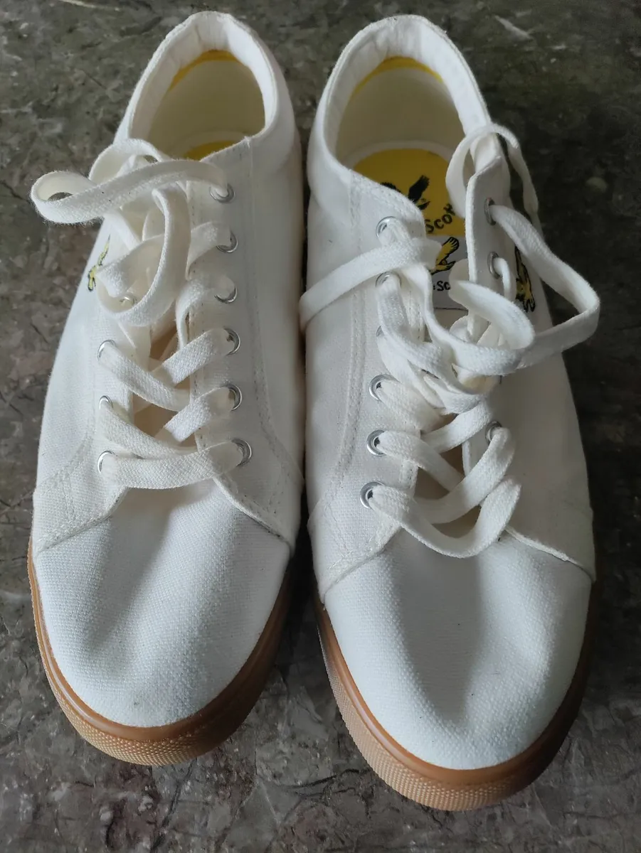 Lyle and Scott trainers 8uk New - Image 4