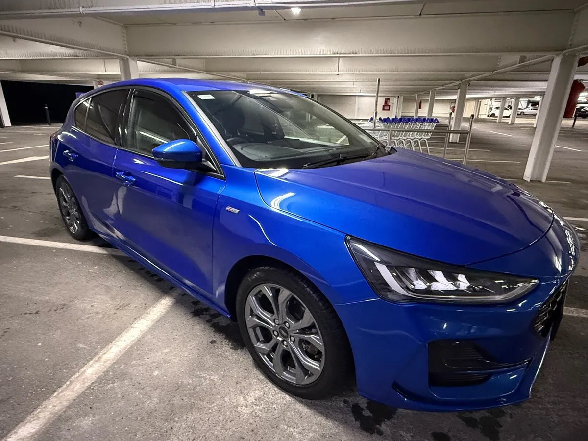 Ford Focus ST LINE - Image 4