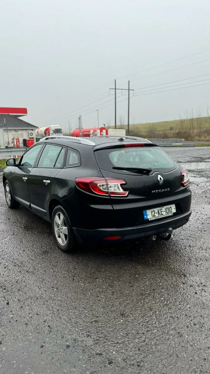 Renault Megane (Need engine replacement/ Rebuild - Image 4