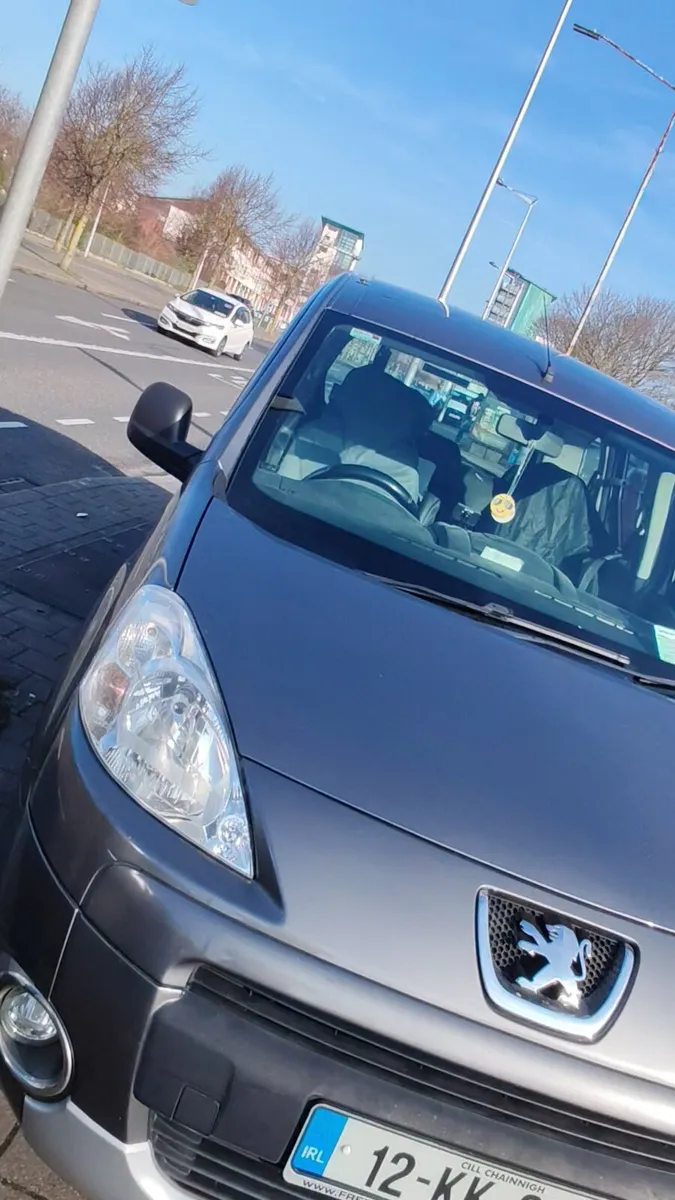 Peugeot Partner Tepee 2012 Diesel 1.6 - Image 1