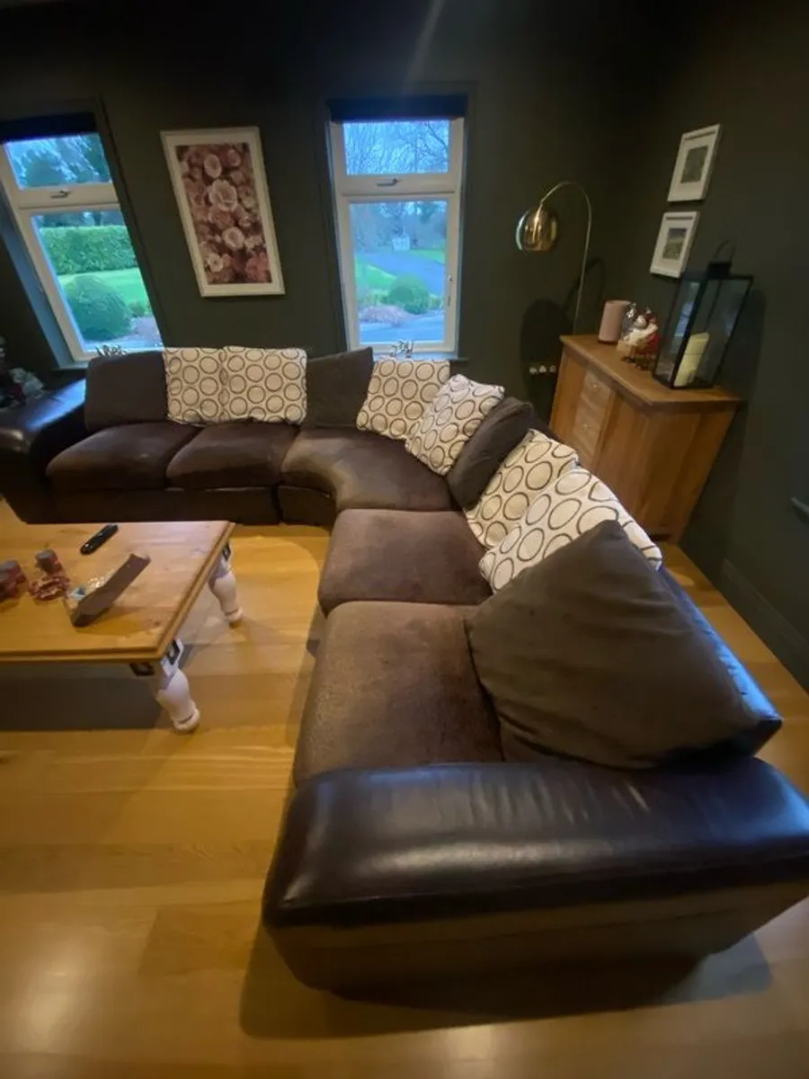 corner sofa - Image 1