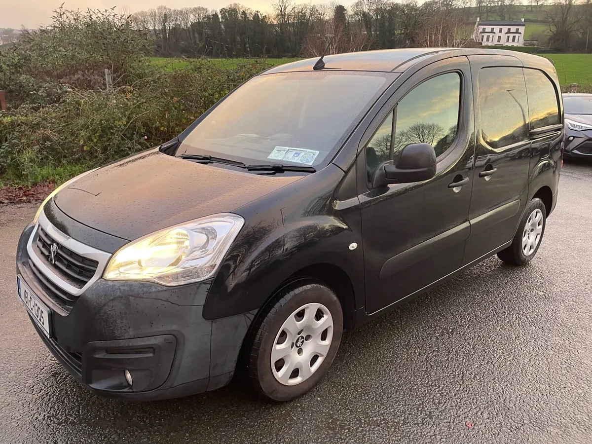 Peugeot Partner professional  / 3 SEATER - Image 3