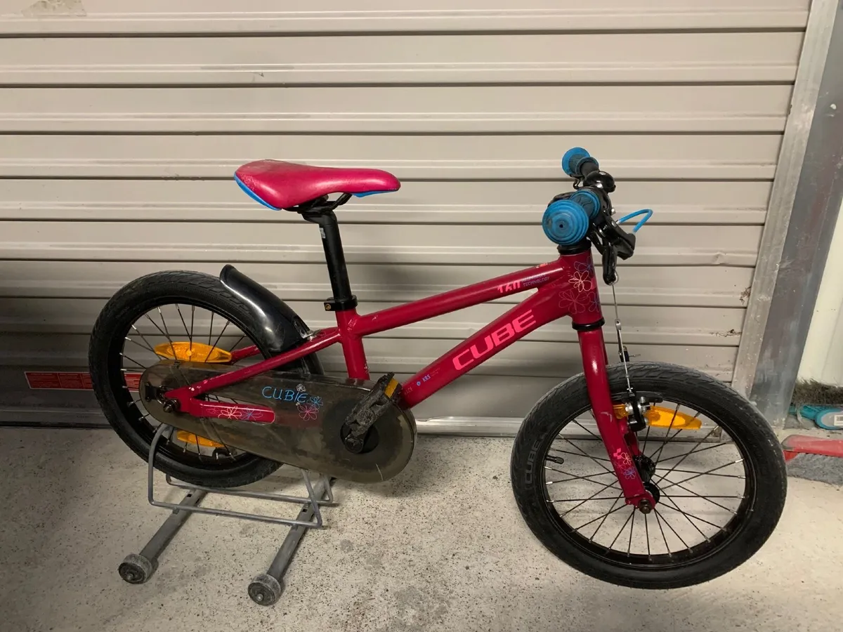 Child’s Bike - Image 2
