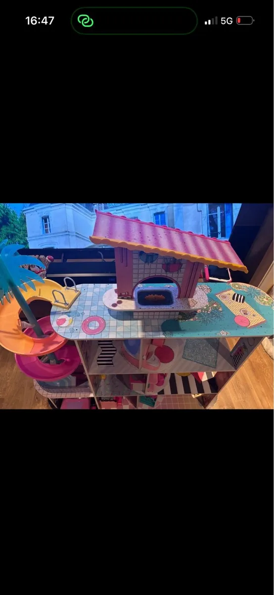 L.O.L Surprise Doll House + Accessories - Image 2