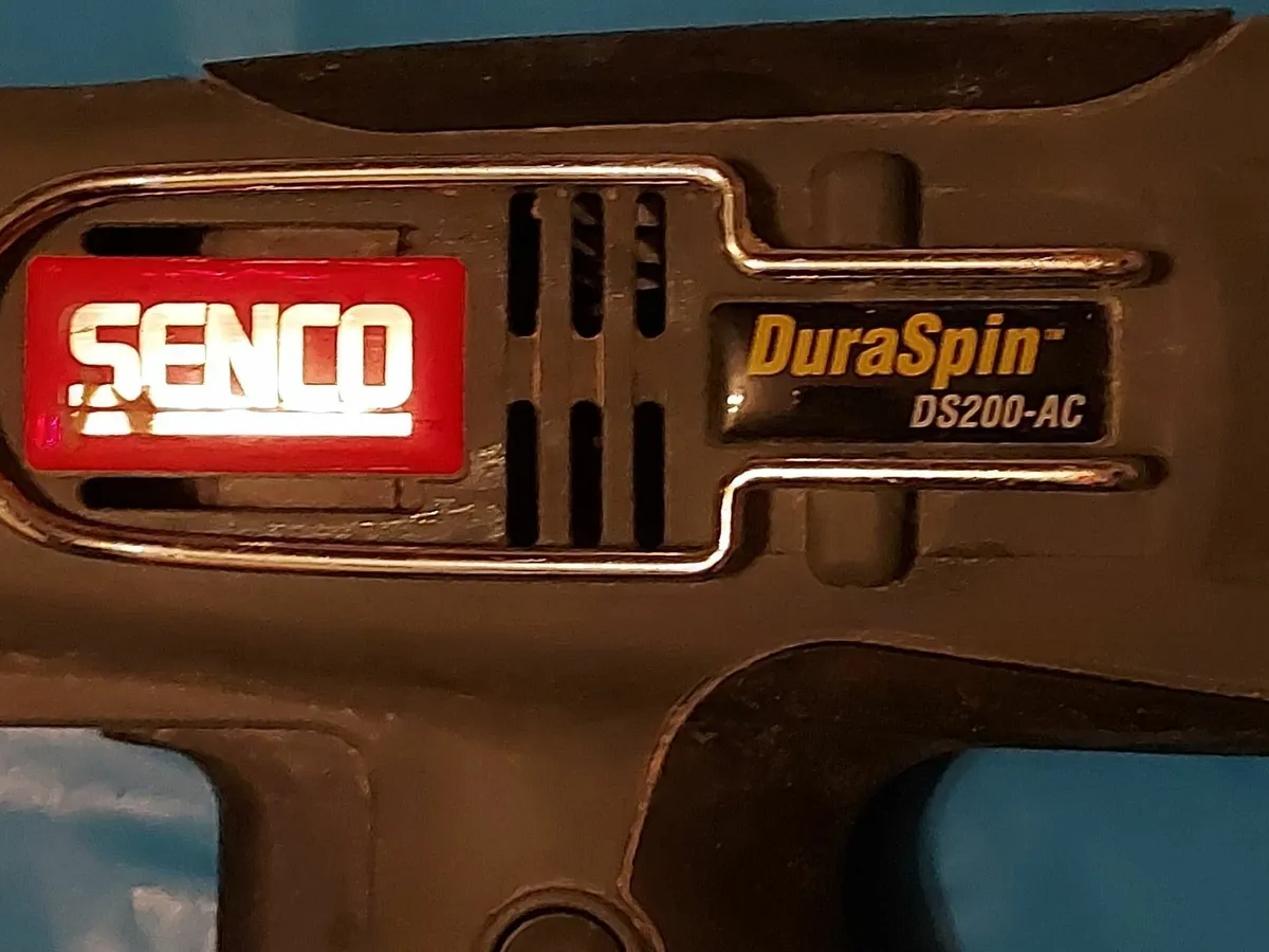 SENCO DS200-AC Duraspin Screw Fastening System - Image 3