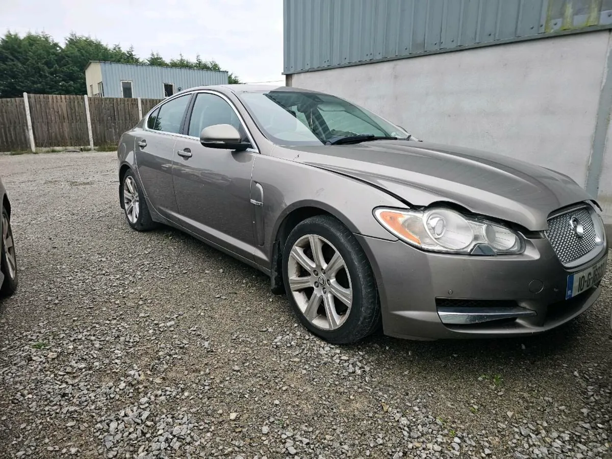 Jaguar  XF 3.0 Diesel - Image 1