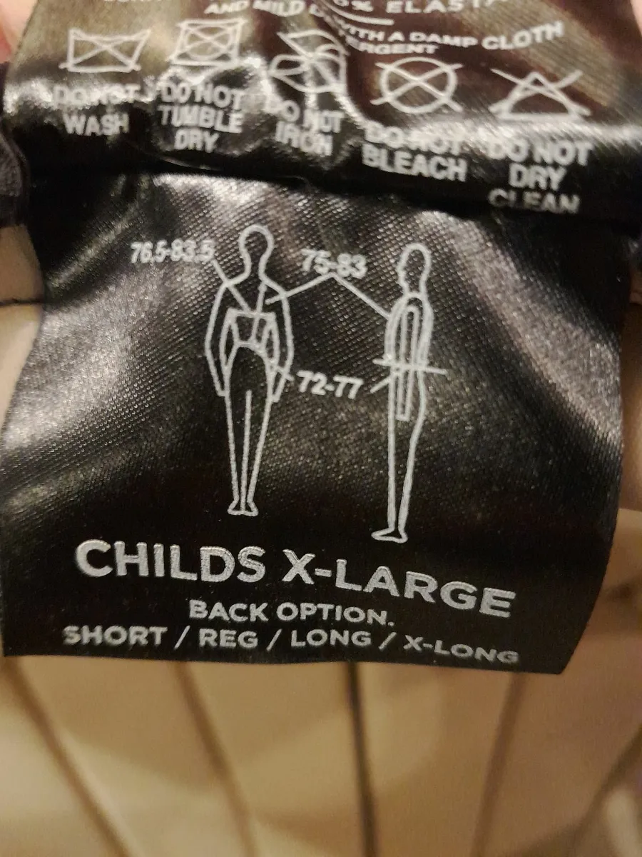 Horse riding body armour. - Image 3