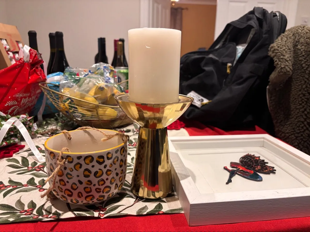 Bundle of decoration - Image 1