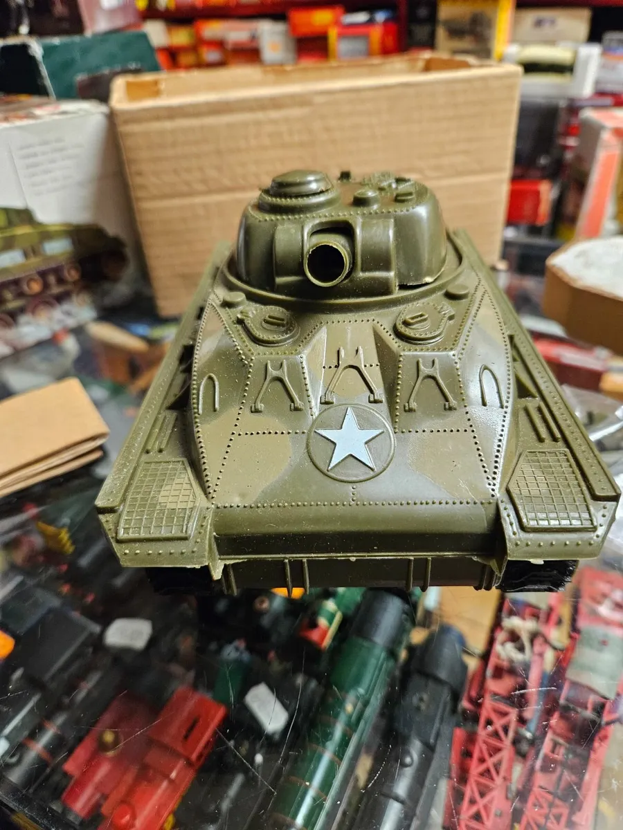 Corgi Clifford 1960's Tank Battery operated - Image 3