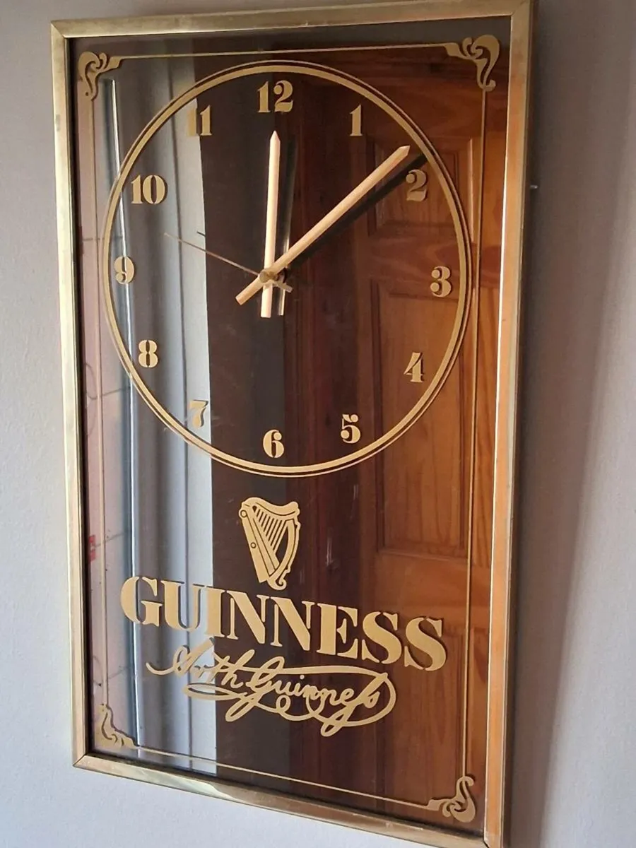 1970s Mirrored GUINNESS Wall Clock - Image 4