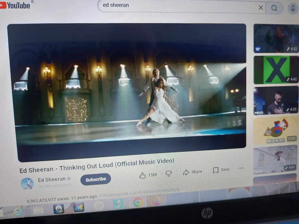 HP Pavilion 15.6 inch Laptop,8GB RAM, Wins 8 - Image 3