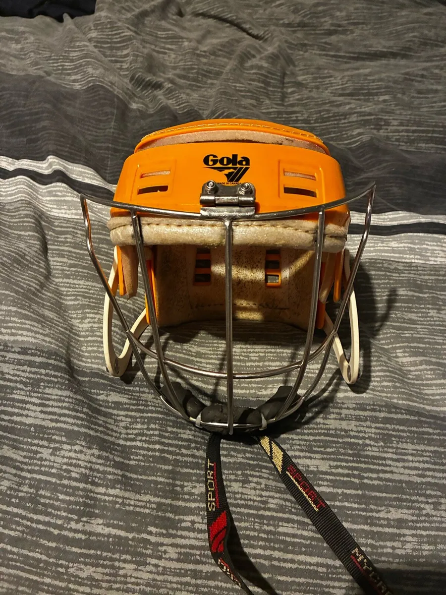 Yellow Gola - Image 1