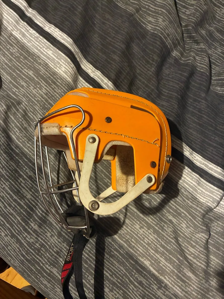 Yellow Gola - Image 2