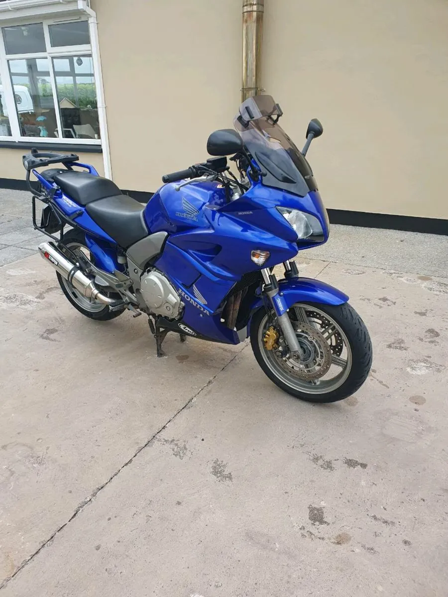 Honda CBF1000A - Image 1