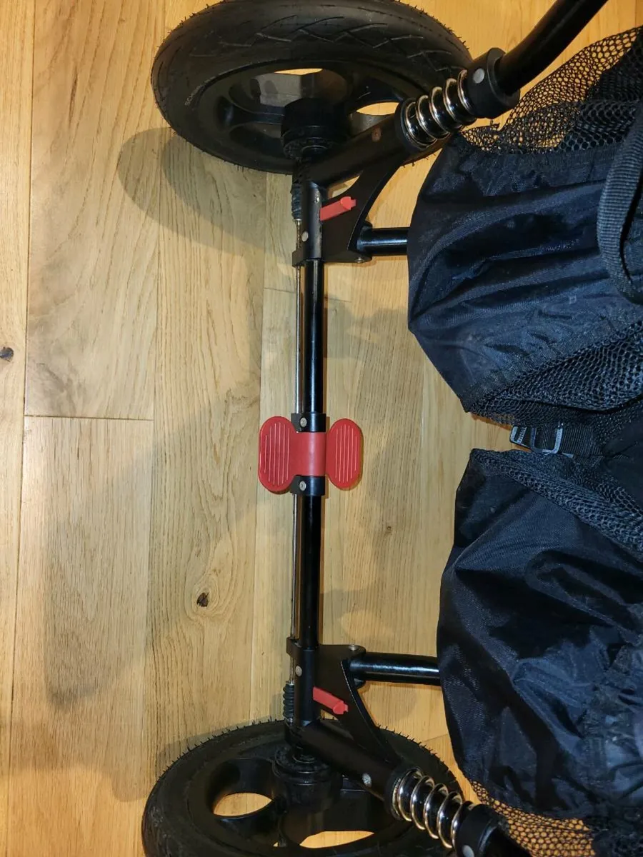 Out n About Double Nipper Buggy V4 - Image 3