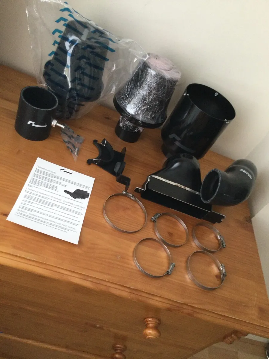 Racing line air intake - Image 1