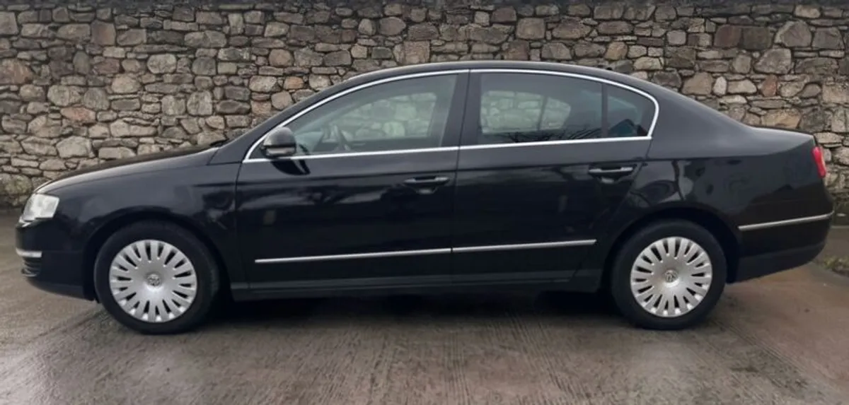 2007 Volkswagen Passat Automatic 1.6fsi - Image 2